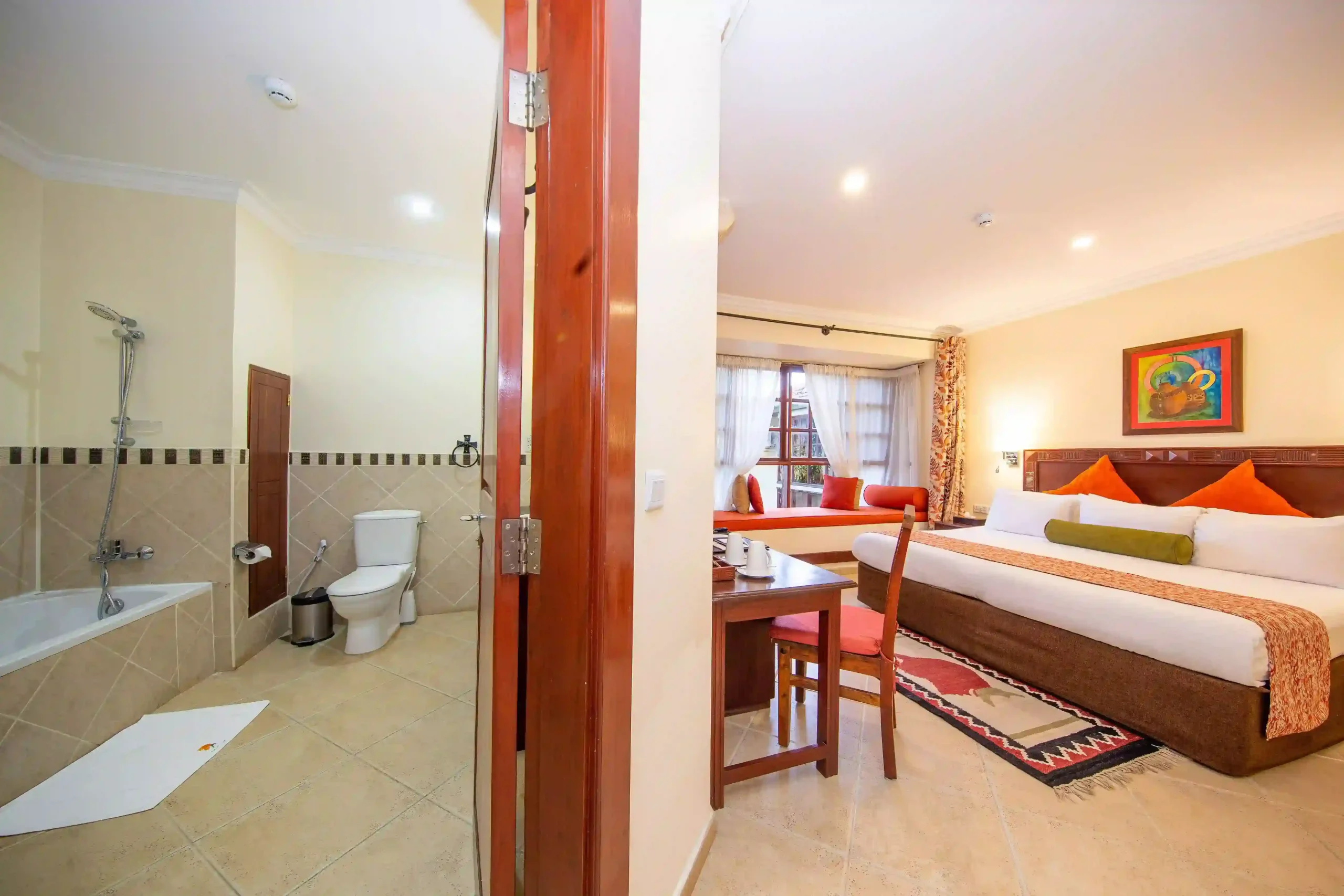 African Tulip Hotel - Photo 4